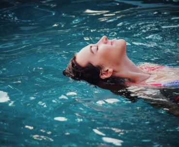 Healing trauma with aquatic bodywork